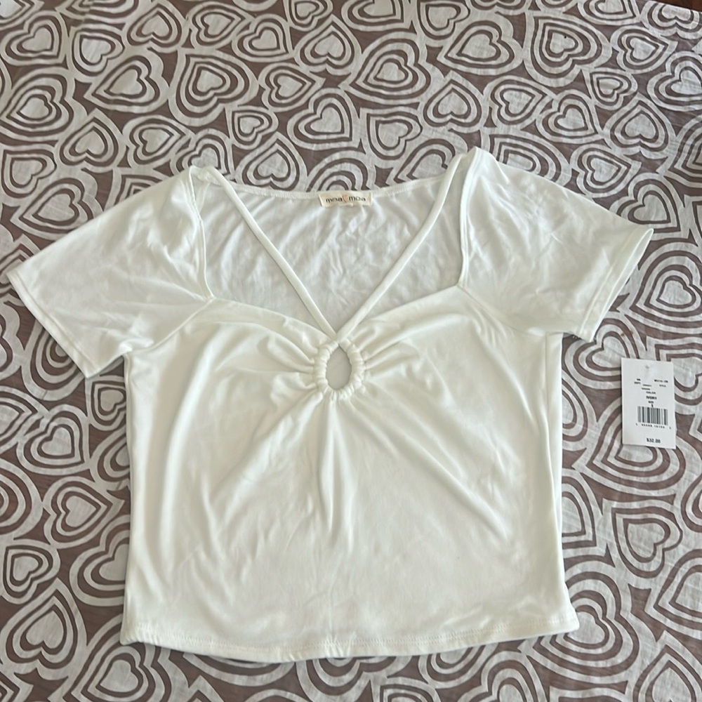 Moa Moa cream shirt - NWT from a smoke-free home - SO SOFT!